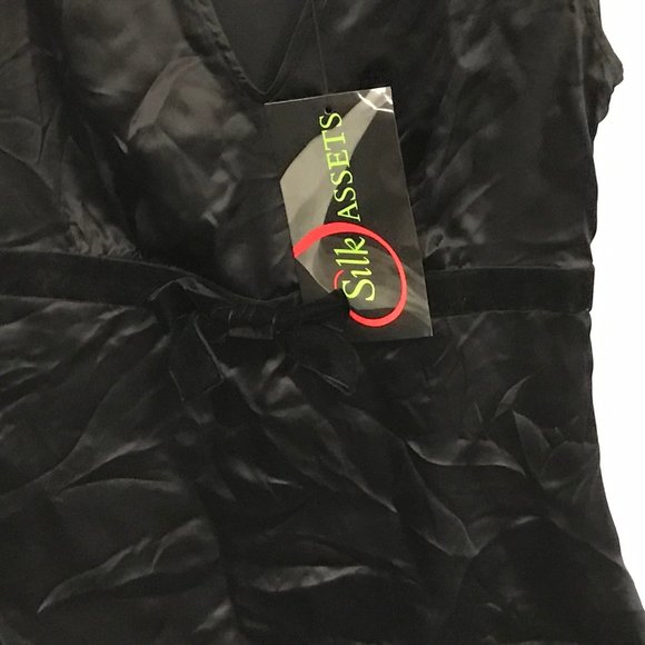 NWT 100% Pure Silk Assets Velvet Bow Tie Tank Top - Picture 2 of 3